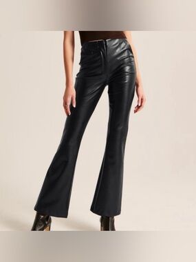 Abercrombie & Fitch Vegan Leather Slim Flare Bootcut Pants Sz 29